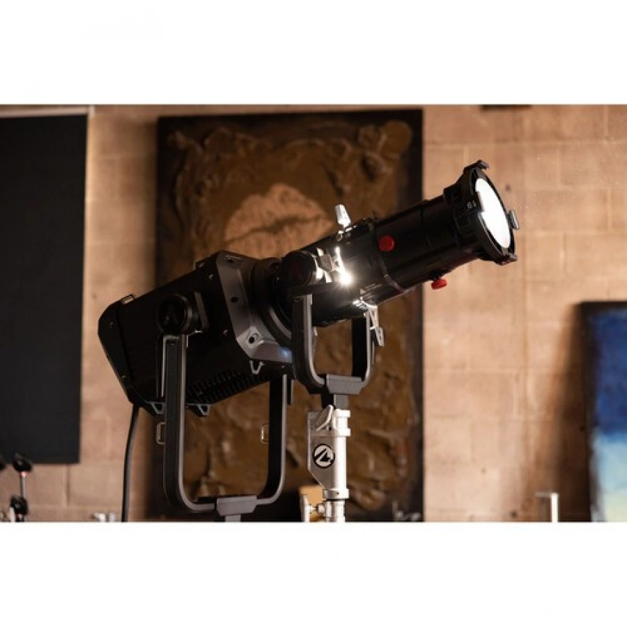 Aputure Spotlight Max Kit with 19°Lens