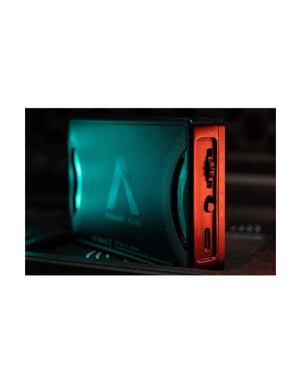 Aputure MC RGBWW LED Light with Stellar Color Quality