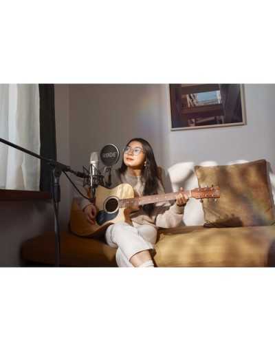 Rode NT1-A Large-Diaphragm Cardioid Condenser Microphone