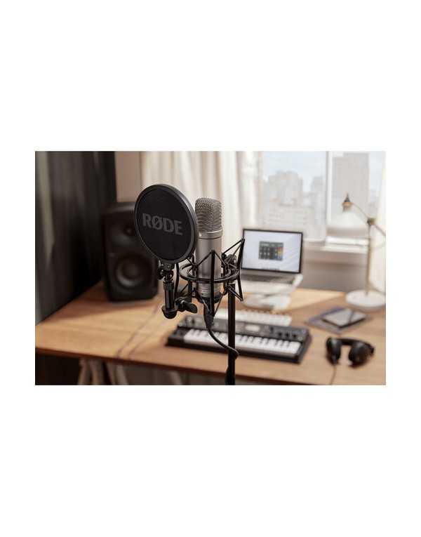 Rode NT1-A Large-Diaphragm Cardioid Condenser Microphone