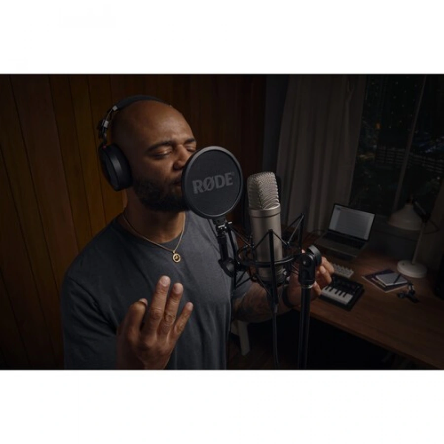 Rode NT1-A Large-Diaphragm Cardioid Condenser Microphone