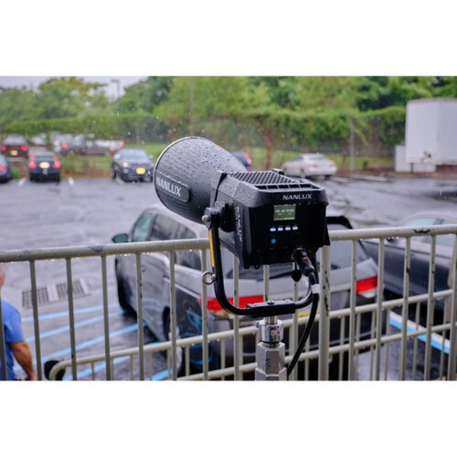 Nanlux Evoke 1200B LED Bi-Color Spot Light With Flicker-free Light Over 875,000 fps