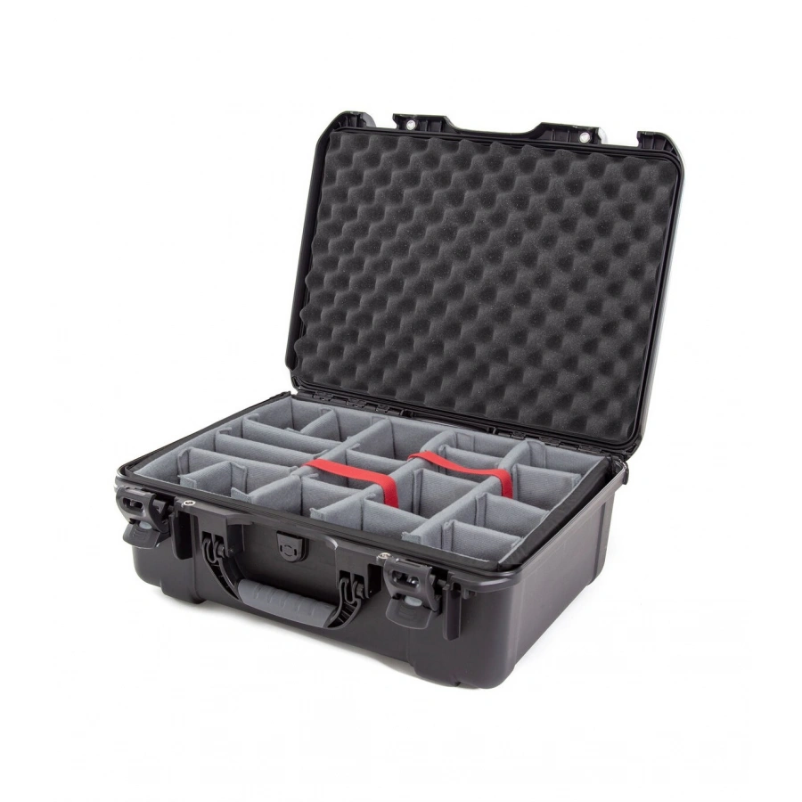 NANUK 940 CASE WITH PADDED DIVIDERS (BLACK)