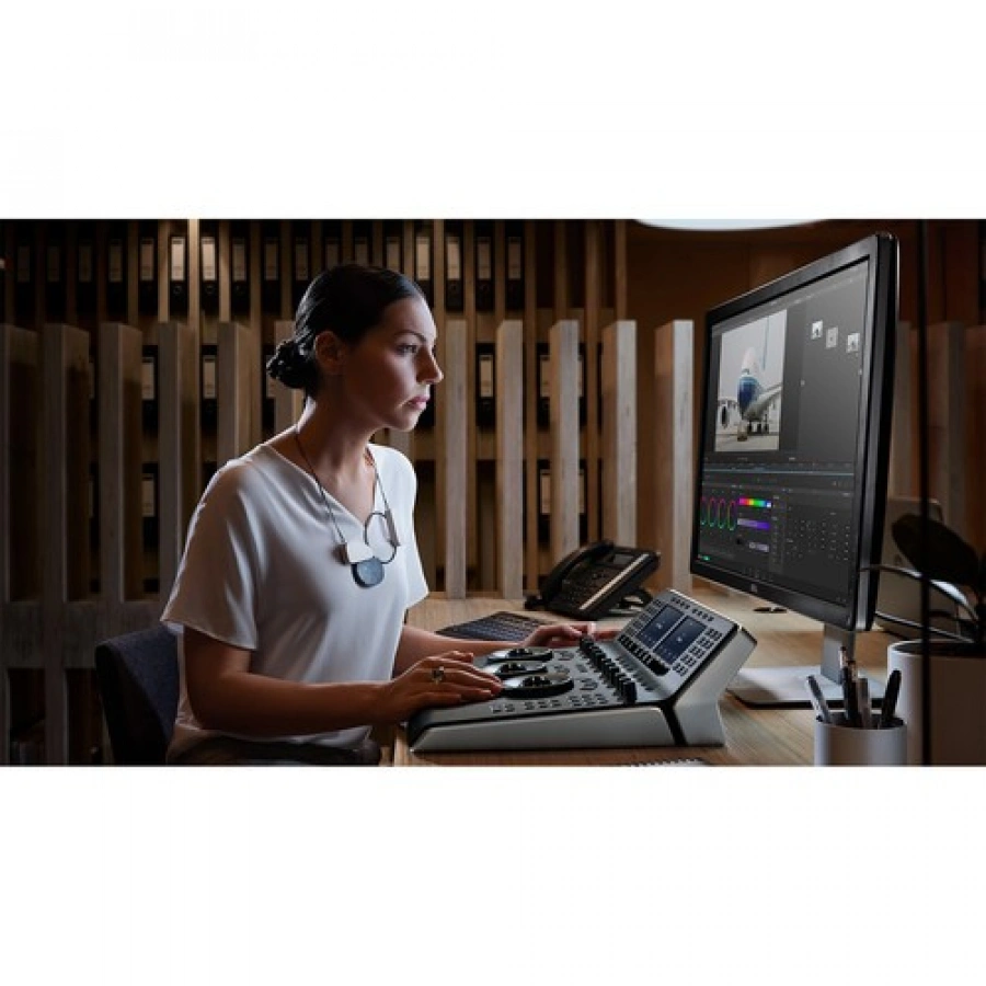 Blackmagic DaVinci Resolve Micro Panel