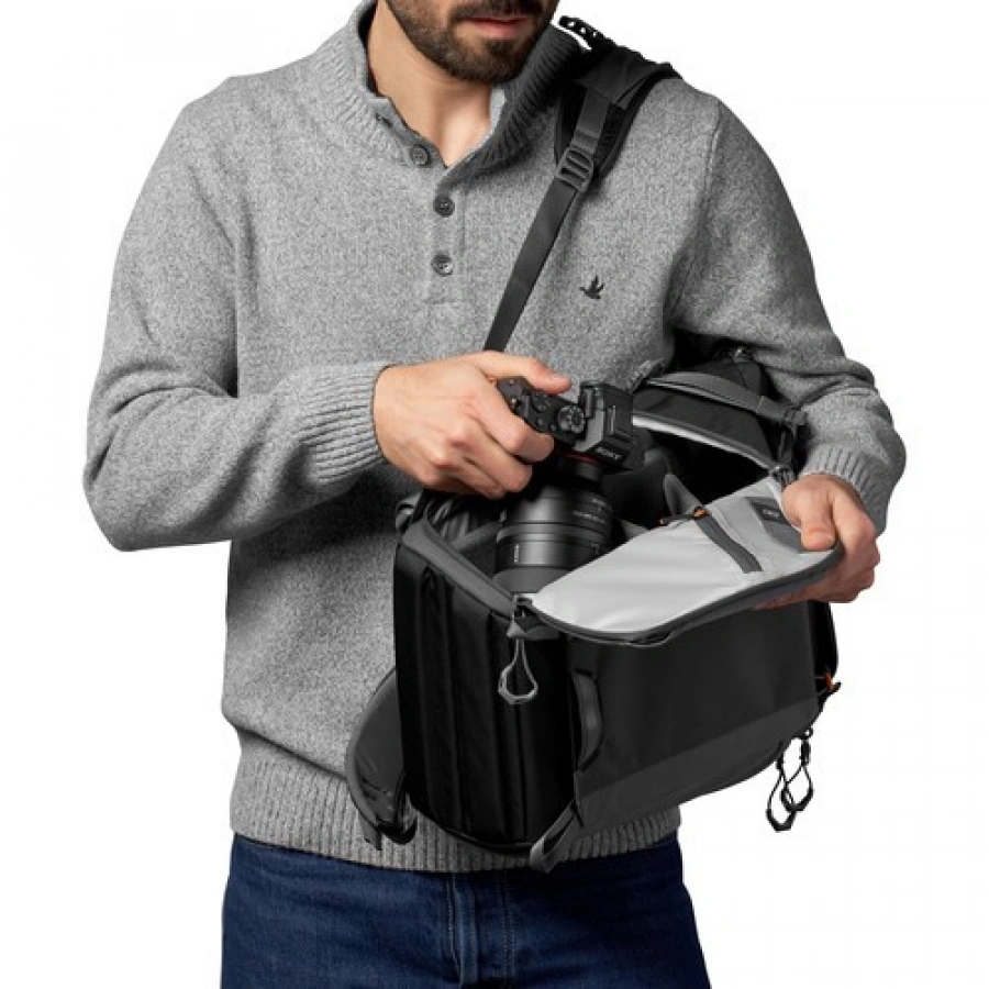 Lowepro Photo Active 200 AW Backpack (Black/Gray, 16L)