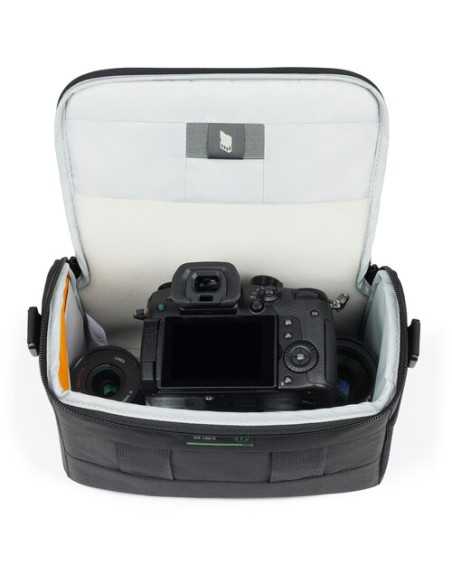 Lowepro Adventura SH 160 III Shoulder Bag (Black)