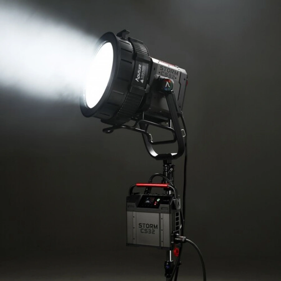 Aputure STORM CS32
